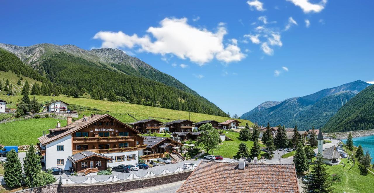 Hotel & Chalets Edelweiss Madonna  Esterno foto