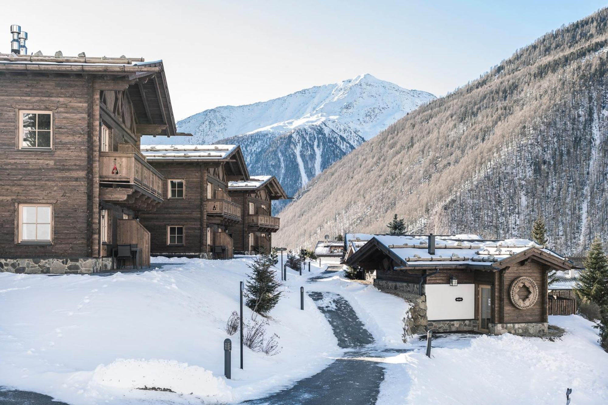 Hotel & Chalets Edelweiss Madonna  Esterno foto